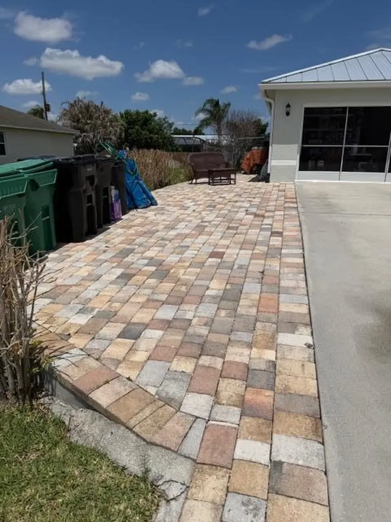 925 SW Worcester Lane SW Port St Lucie FL 34953