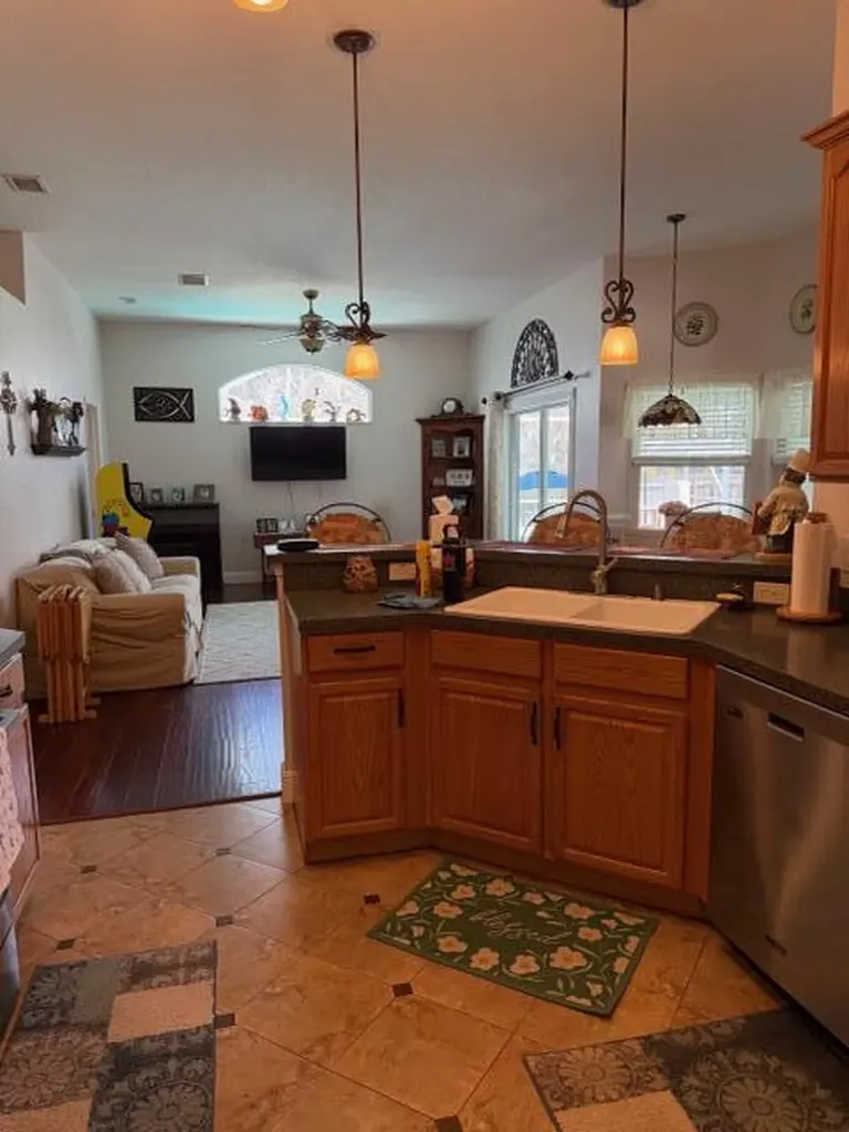 925 SW Worcester Lane SW Port St Lucie FL 34953