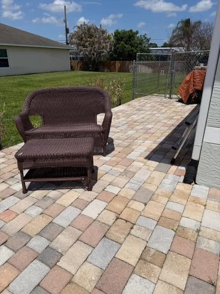 925 SW Worcester Lane SW Port St Lucie FL 34953