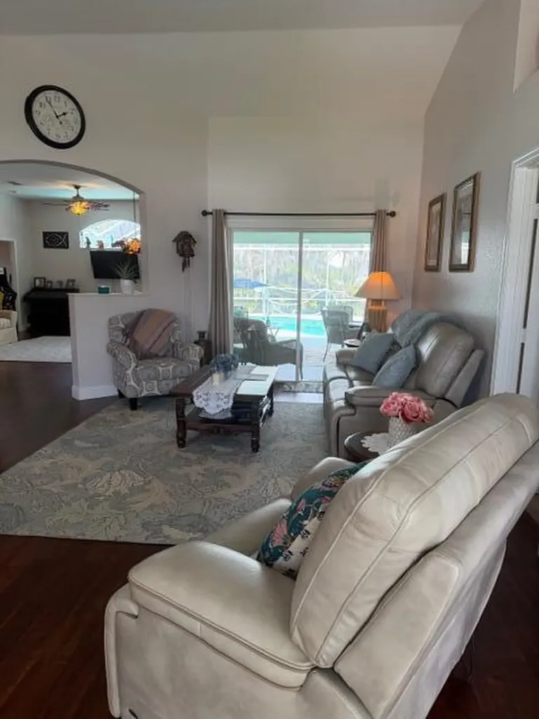 925 SW Worcester Lane SW Port St Lucie FL 34953