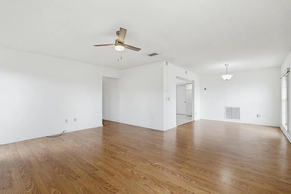 22229 SW 65th Terrace Boca Raton FL 33428