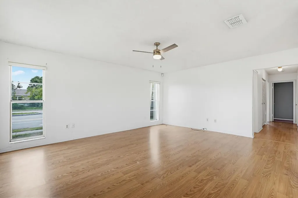 22229 SW 65th Terrace Boca Raton FL 33428