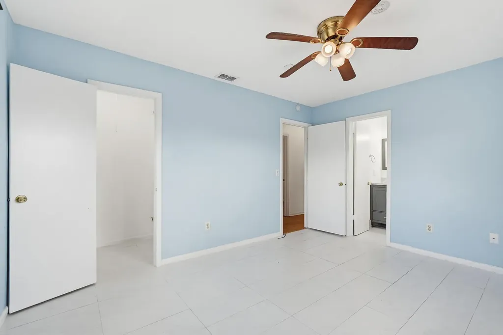 22229 SW 65th Terrace Boca Raton FL 33428