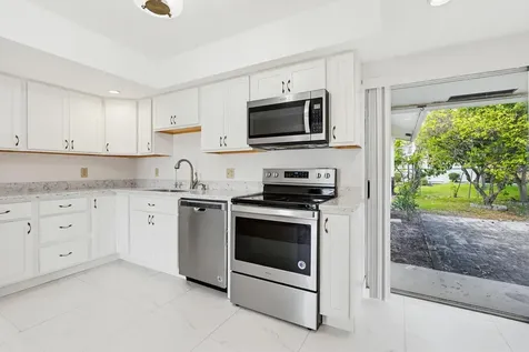 22229 SW 65th Terrace Boca Raton FL 33428