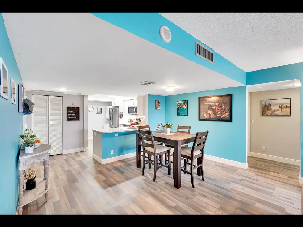 2400 Presidential Way West Palm Beach FL 33401
