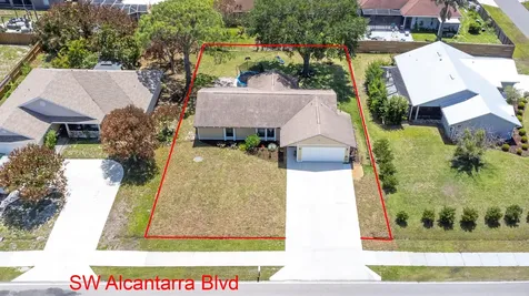 1092 SW Alcantarra Boulevard Port St Lucie FL 34953