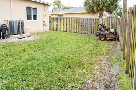 2710 NW 5th Street Pompano Beach FL 33069