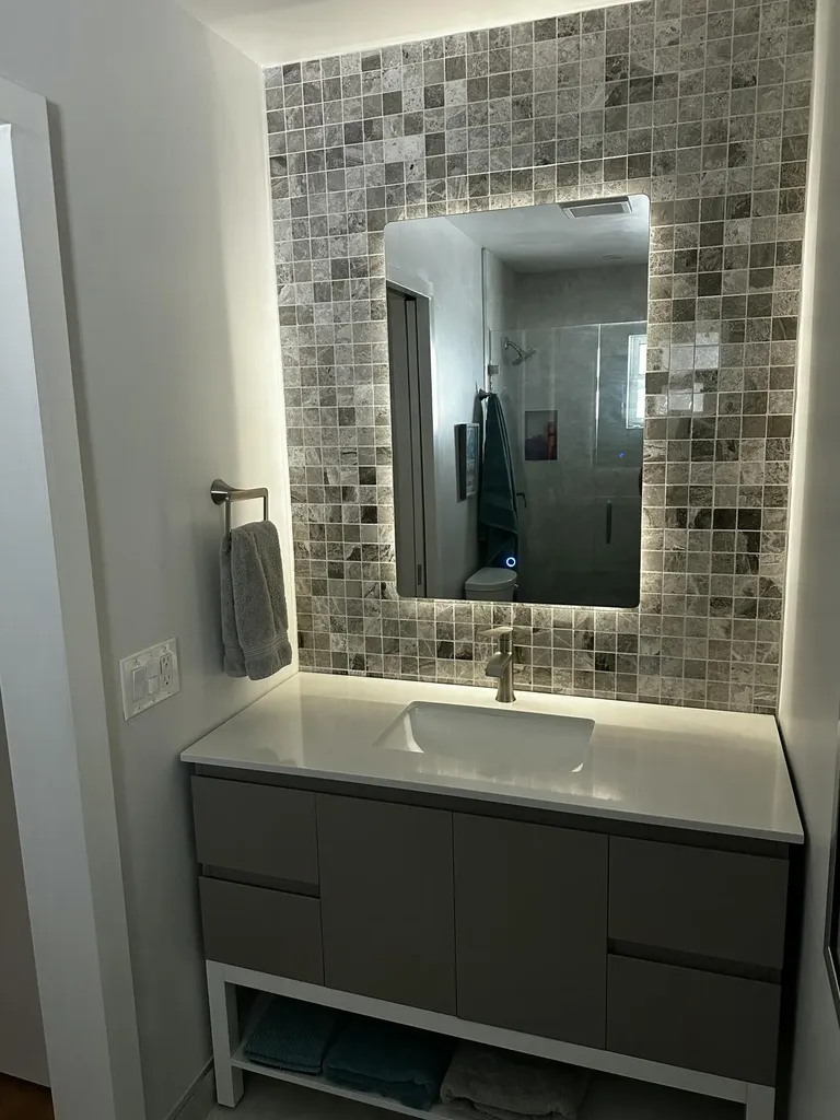 8691 NW 28th Place Sunrise FL 33322