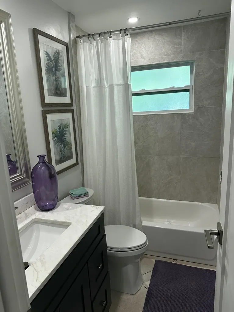 8691 NW 28th Place Sunrise FL 33322