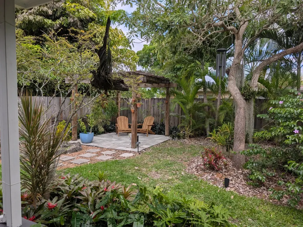 8691 NW 28th Place Sunrise FL 33322