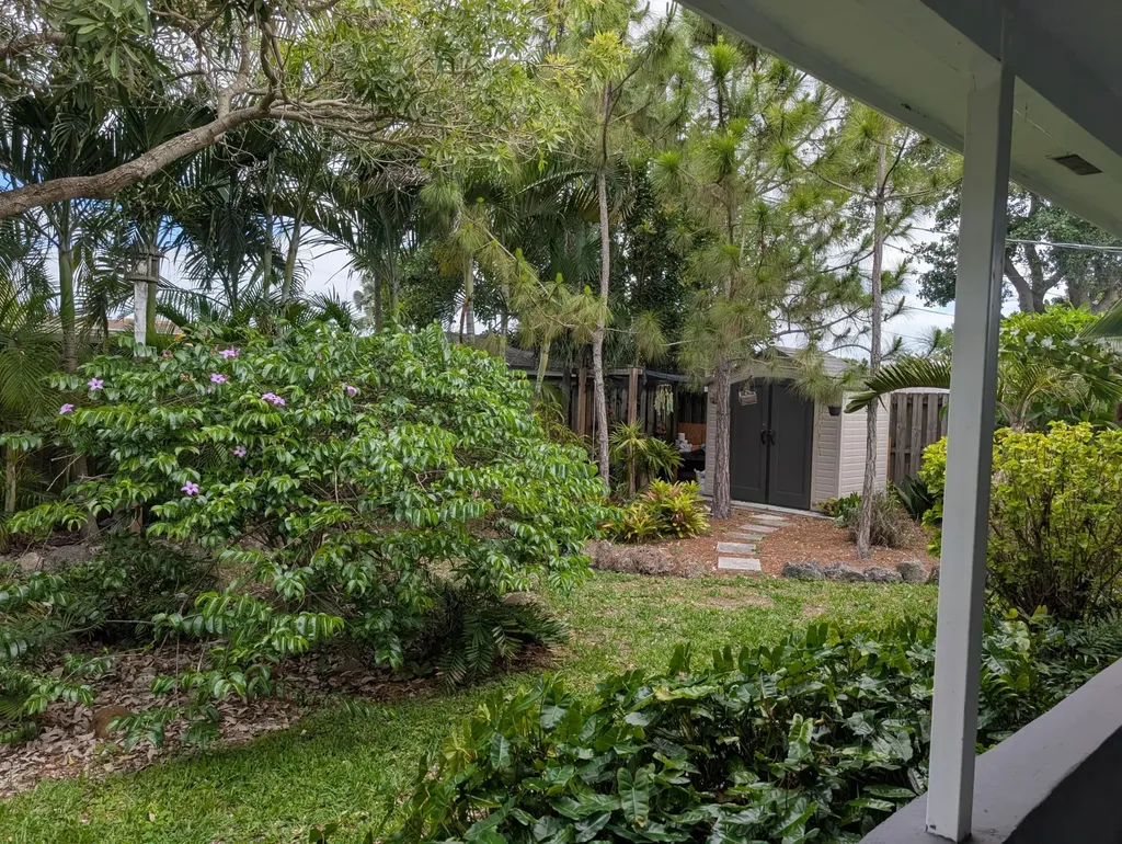 8691 NW 28th Place Sunrise FL 33322