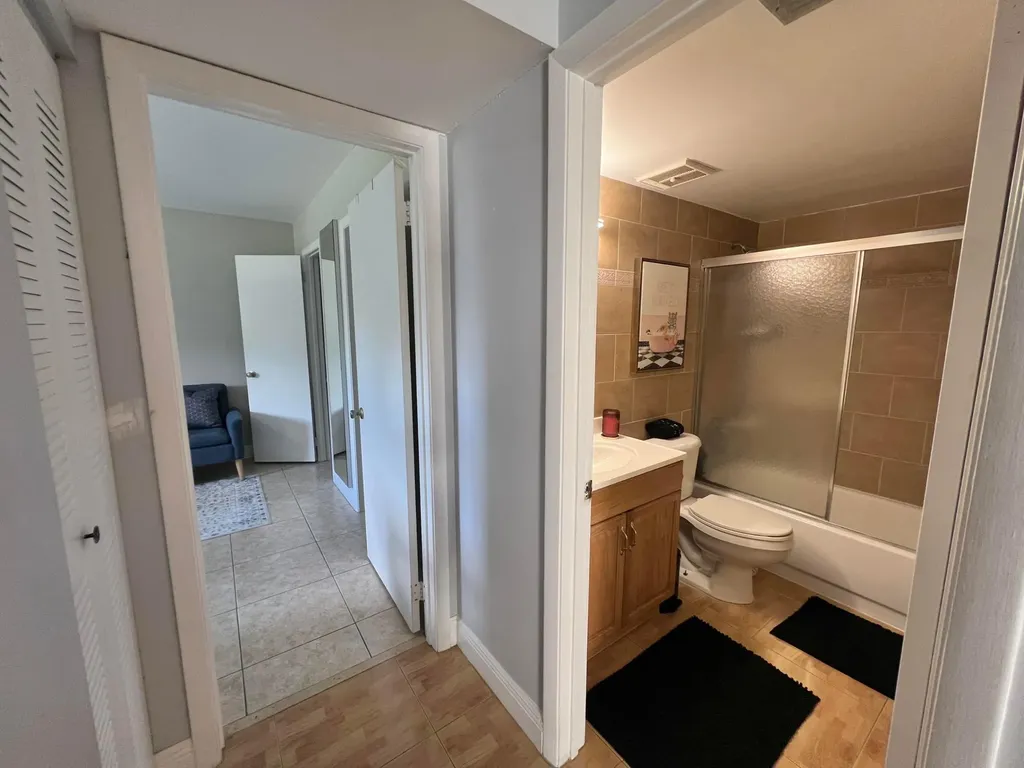 588 Trace Circle Deerfield Beach FL 33441