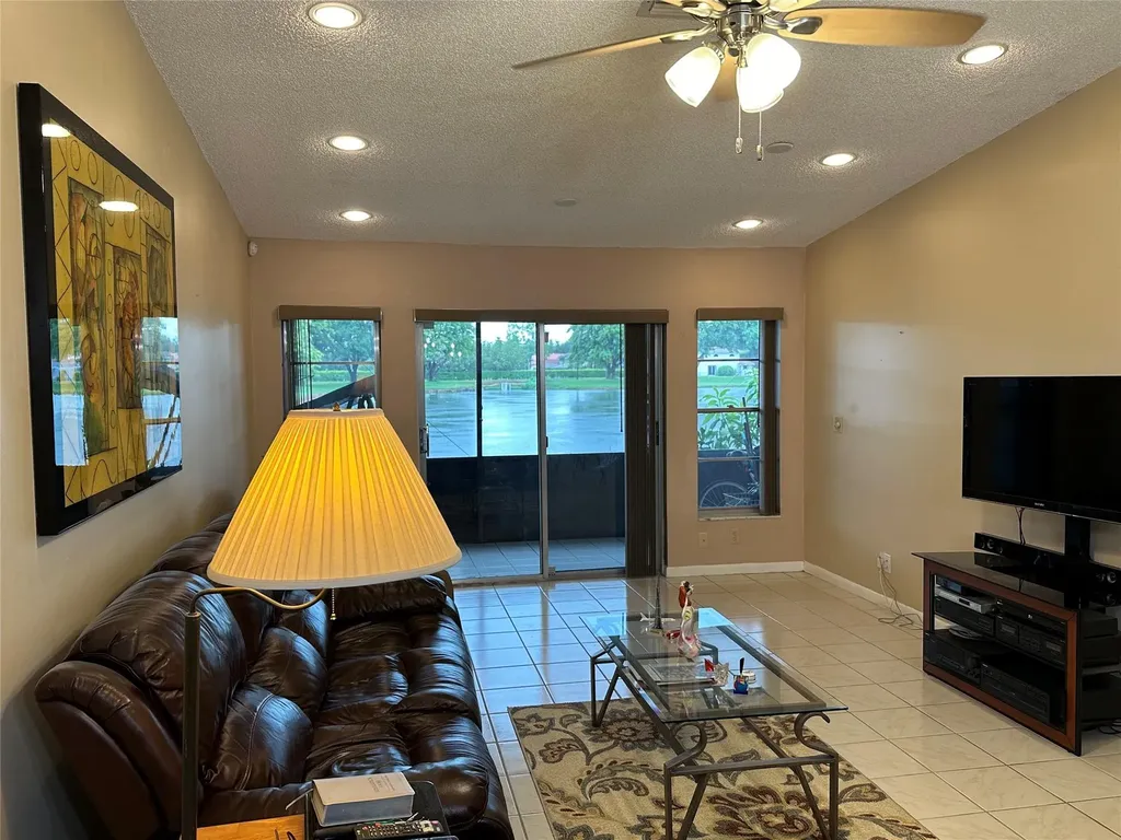 8885 Windtree Street Boca Raton FL 33496