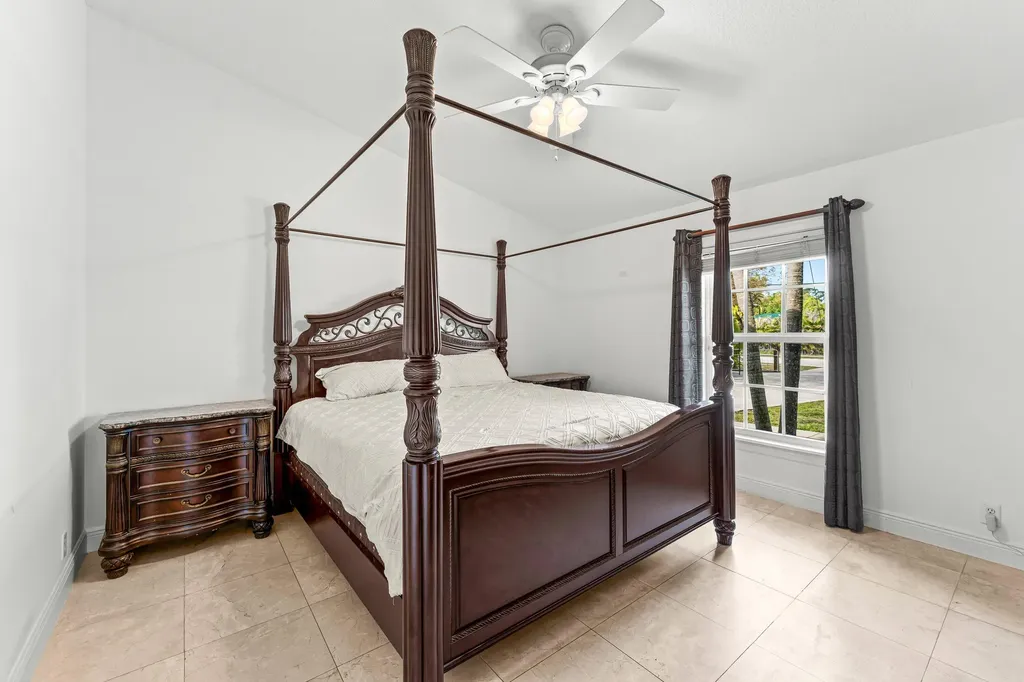 4646 Calamondin Boulevard Loxahatchee FL 33470