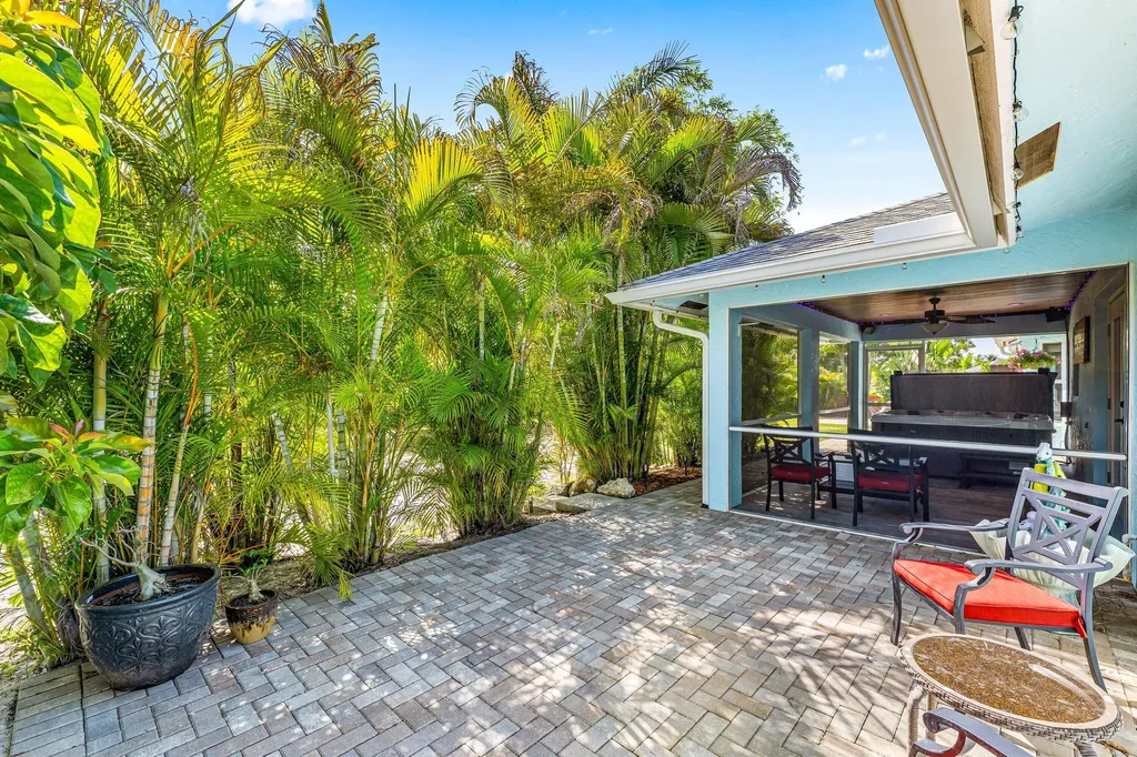 4646 Calamondin Boulevard Loxahatchee FL 33470