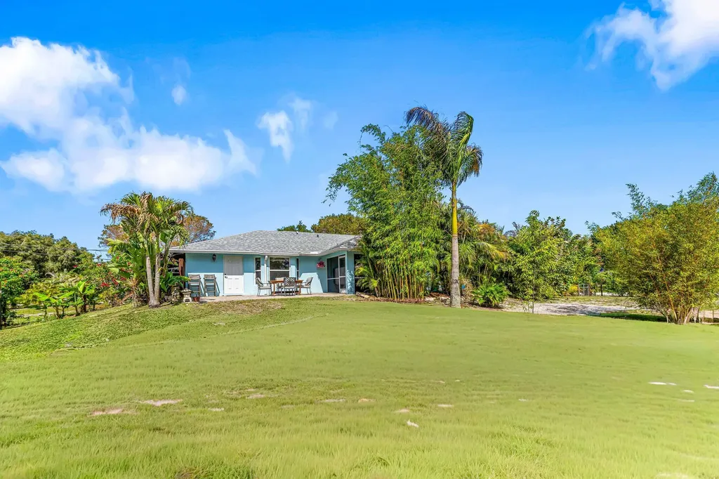 4646 Calamondin Boulevard Loxahatchee FL 33470
