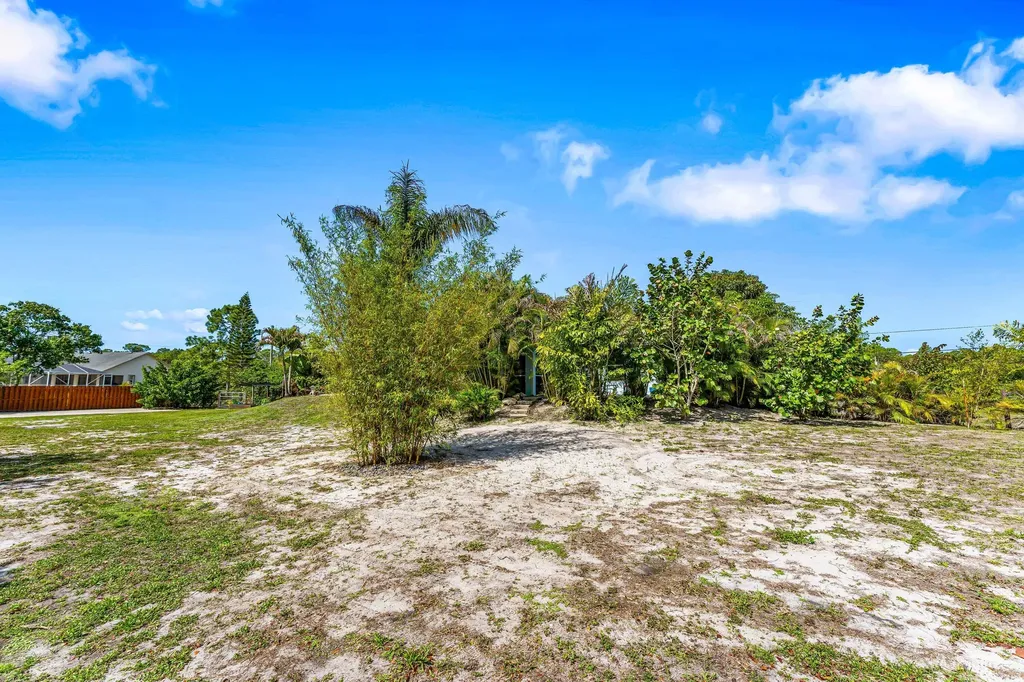 4646 Calamondin Boulevard Loxahatchee FL 33470