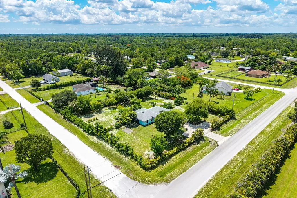 4646 Calamondin Boulevard Loxahatchee FL 33470