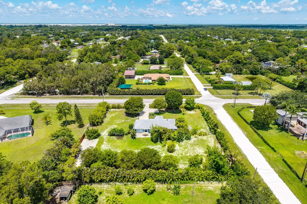 4646 Calamondin Boulevard Loxahatchee FL 33470