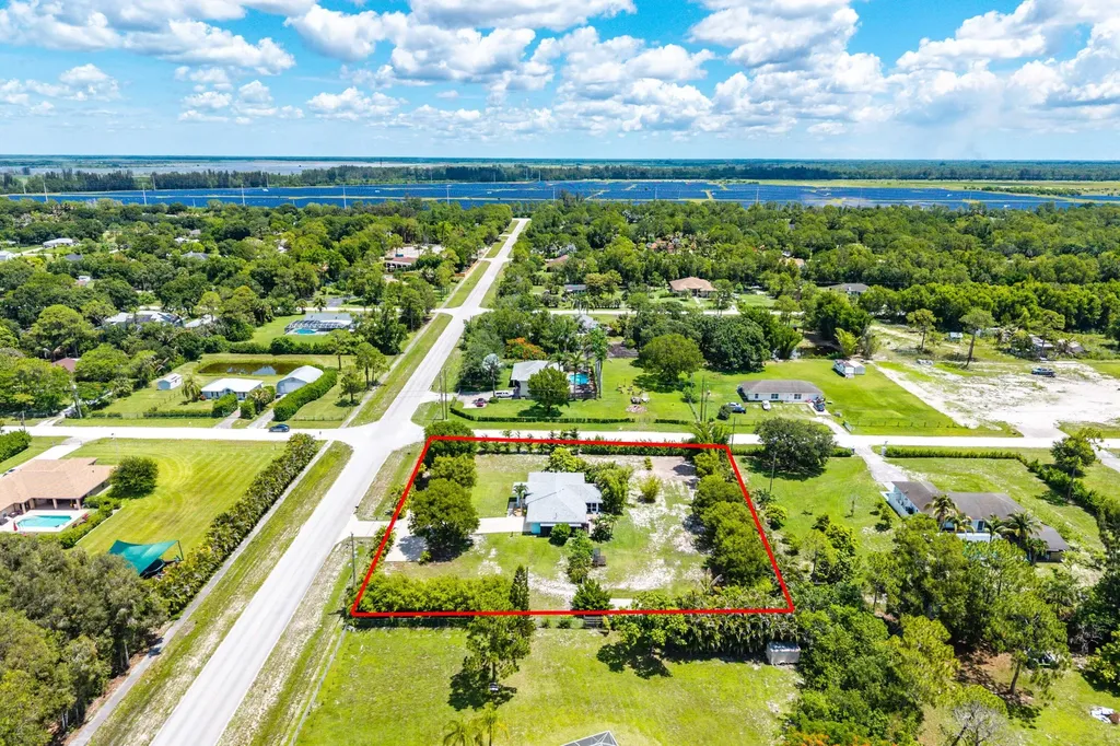 4646 Calamondin Boulevard Loxahatchee FL 33470