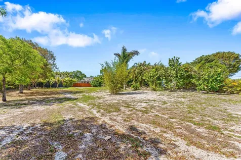 4646 Calamondin Boulevard Loxahatchee FL 33470