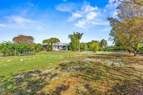 4646 Calamondin Boulevard Loxahatchee FL 33470