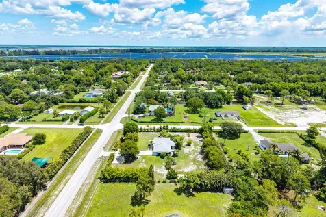 4646 Calamondin Boulevard Loxahatchee FL 33470