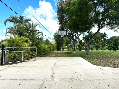 4646 Calamondin Boulevard Loxahatchee FL 33470