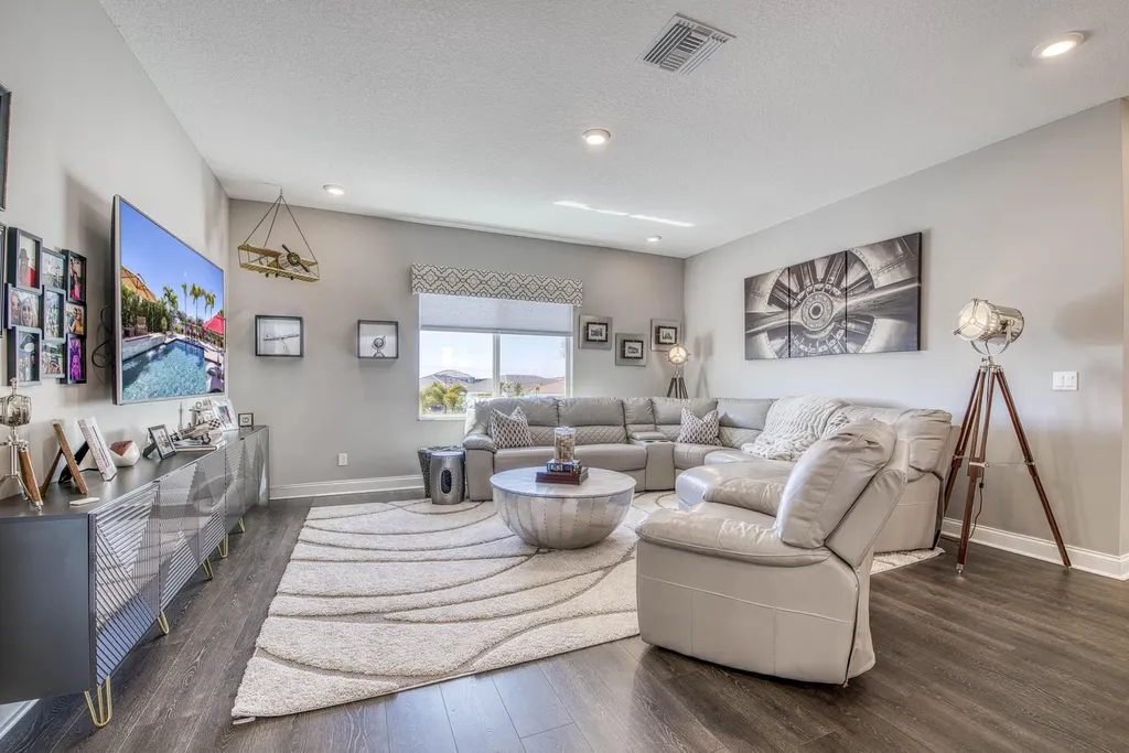 12107 Waterstone Circle Palm Beach Gardens FL 33412