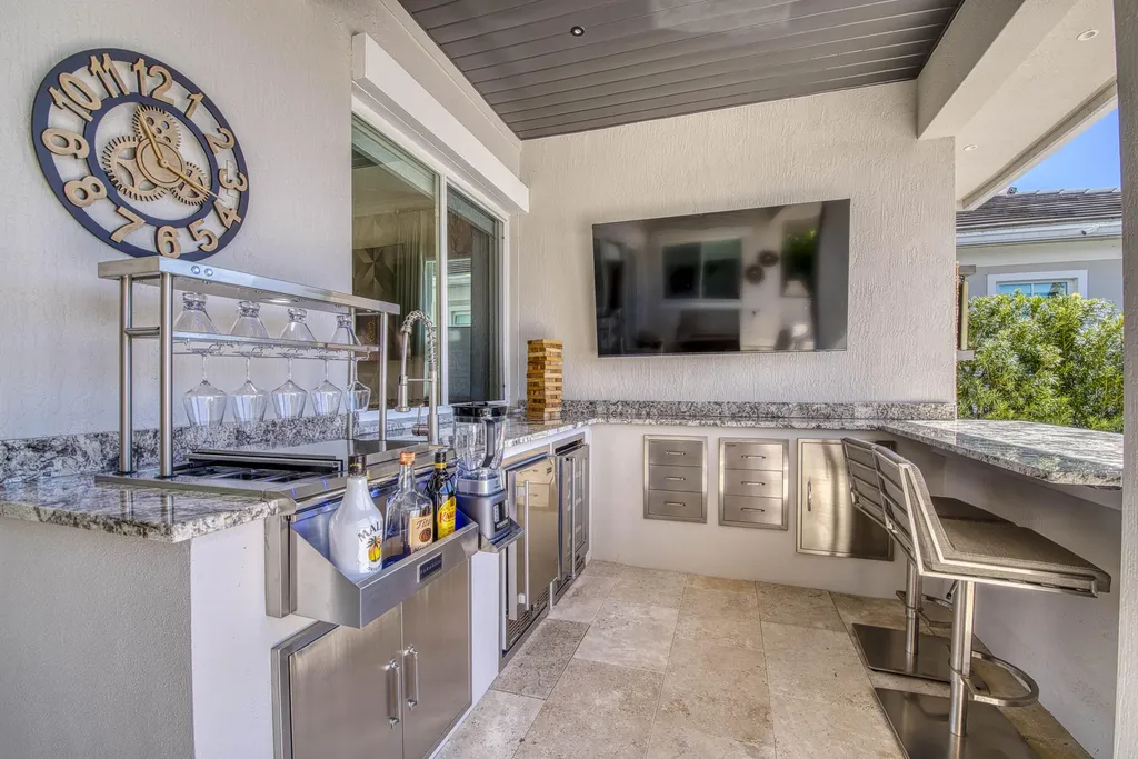 12107 Waterstone Circle Palm Beach Gardens FL 33412