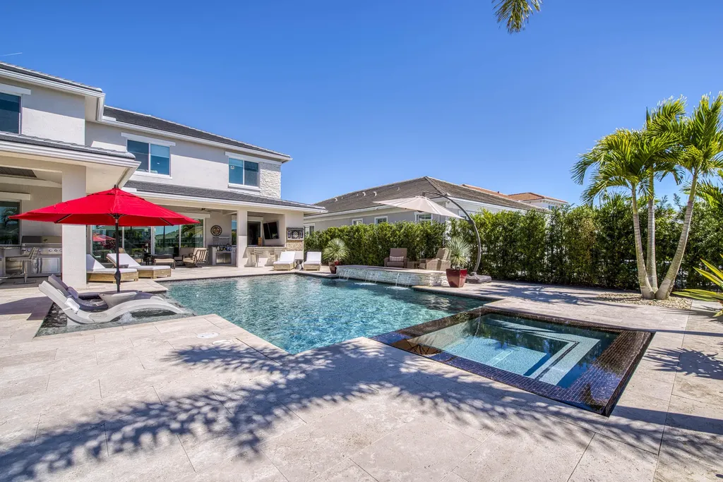 12107 Waterstone Circle Palm Beach Gardens FL 33412