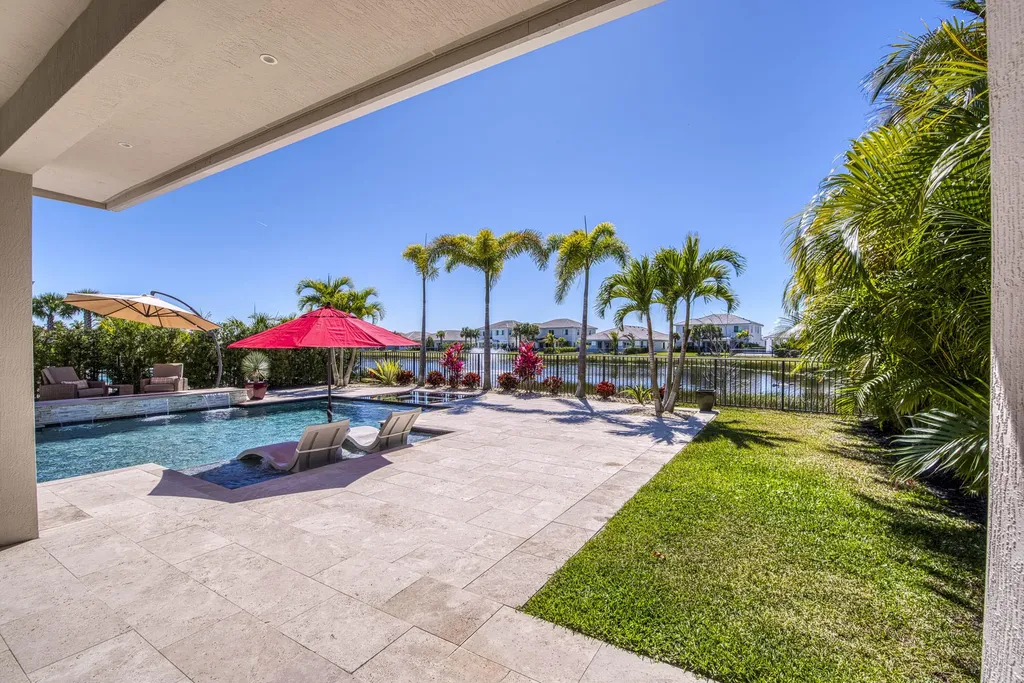 12107 Waterstone Circle Palm Beach Gardens FL 33412