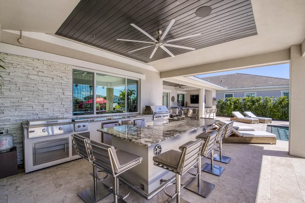 12107 Waterstone Circle Palm Beach Gardens FL 33412