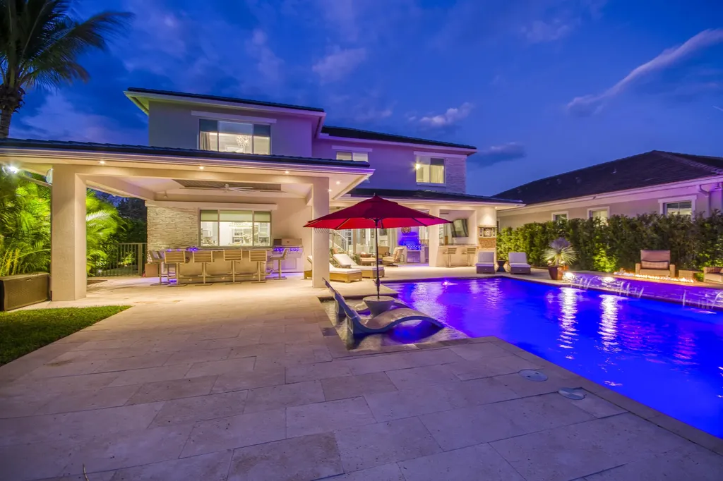 12107 Waterstone Circle Palm Beach Gardens FL 33412