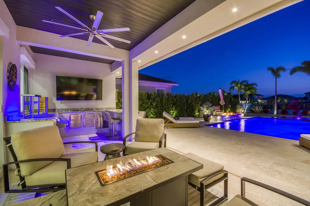 12107 Waterstone Circle Palm Beach Gardens FL 33412