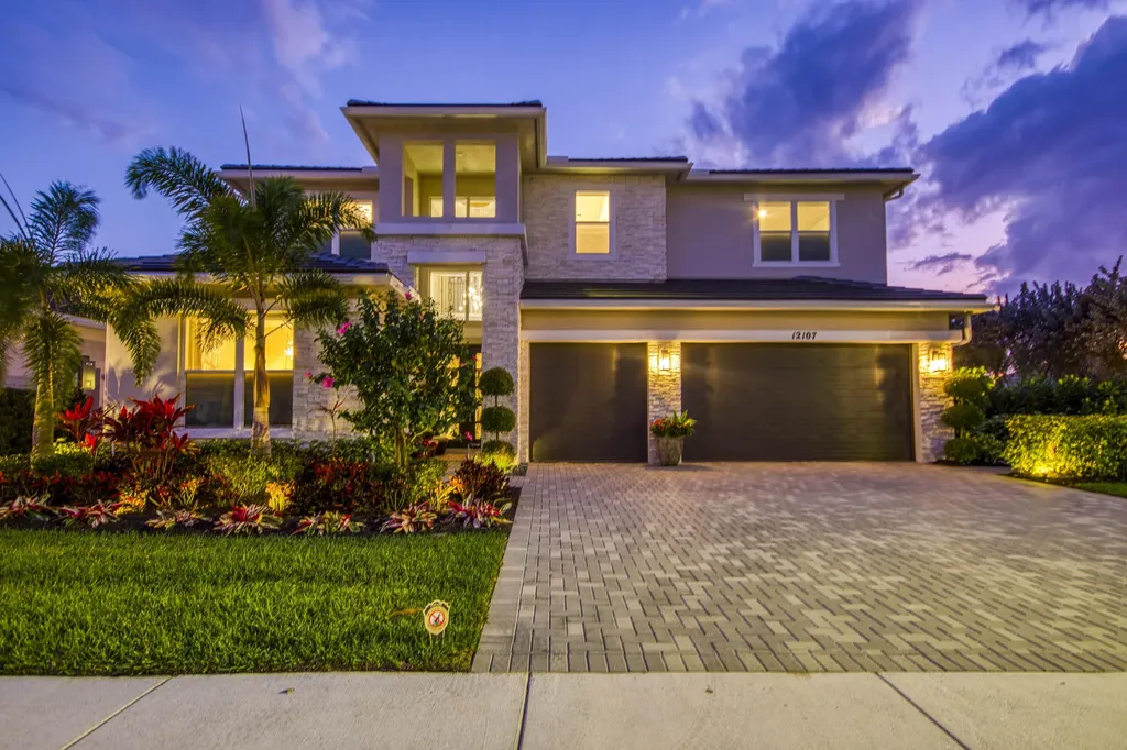 12107 Waterstone Circle Palm Beach Gardens FL 33412