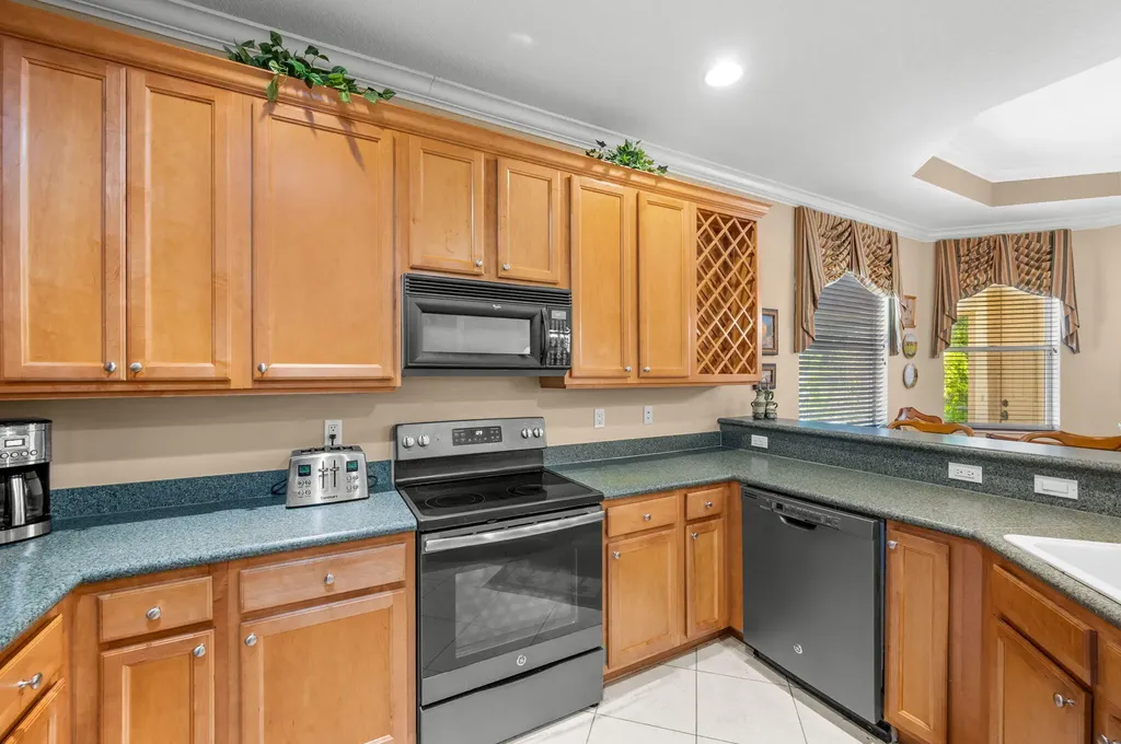 7300 Sea Pines Court Port St Lucie FL 34986