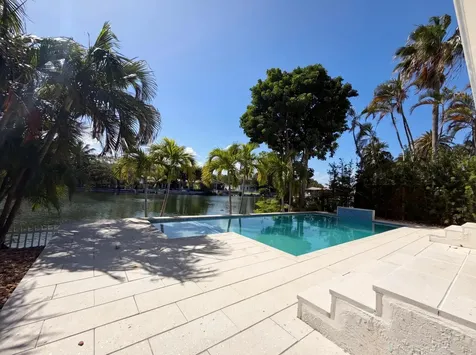 1717 NE 20th Avenue Fort Lauderdale FL 33305