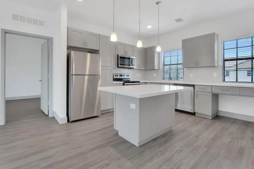 600 NE 14th Court Fort Lauderdale FL 33304