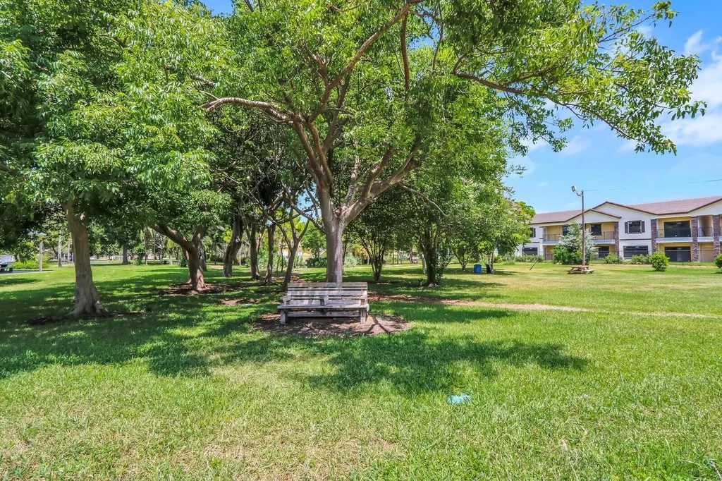 600 NE 14th Court Fort Lauderdale FL 33304