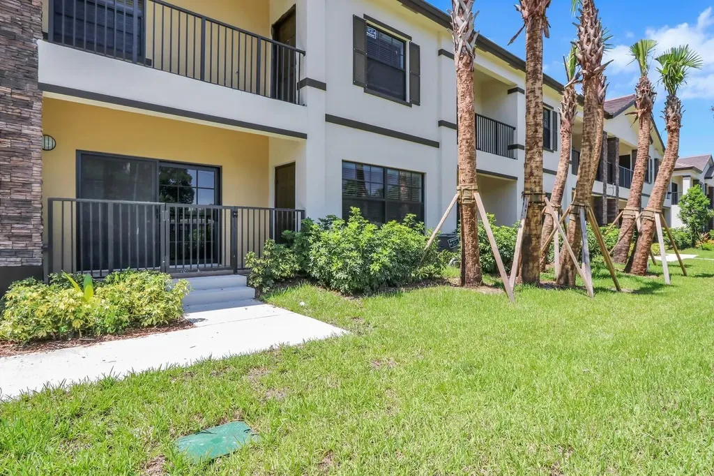 600 NE 14th Court Fort Lauderdale FL 33304