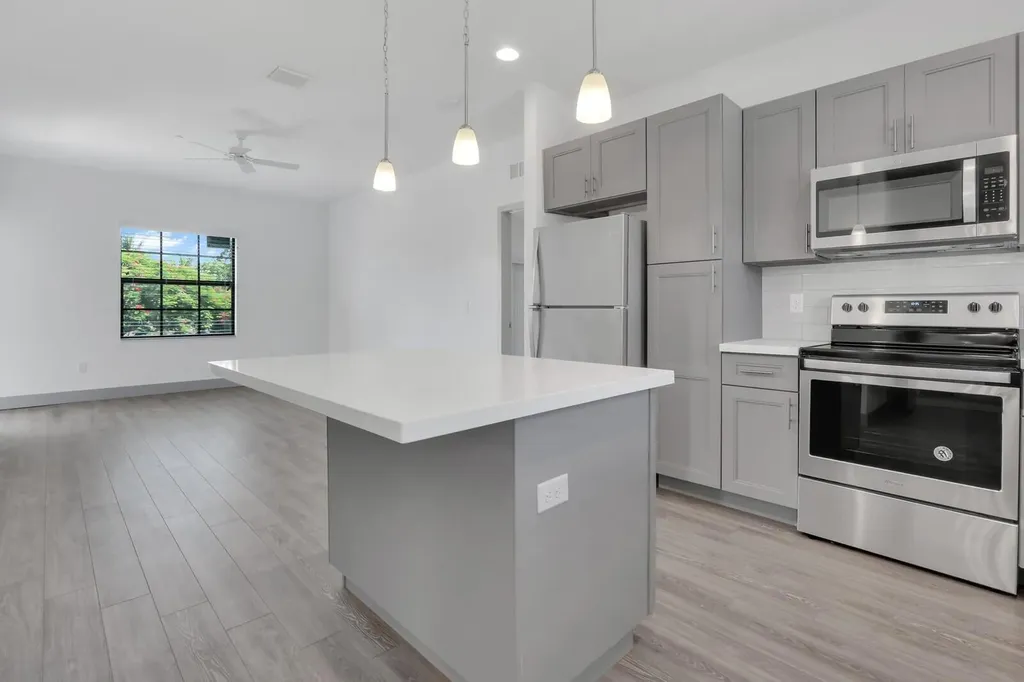 600 NE 14th Court Fort Lauderdale FL 33304