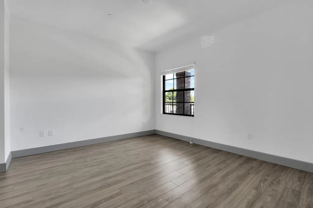 600 NE 14th Court Fort Lauderdale FL 33304