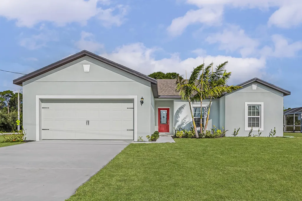 1923 SW Beauregard Street Port St Lucie FL 34953