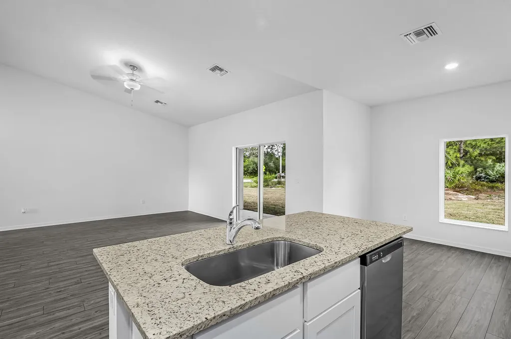 1923 SW Beauregard Street Port St Lucie FL 34953