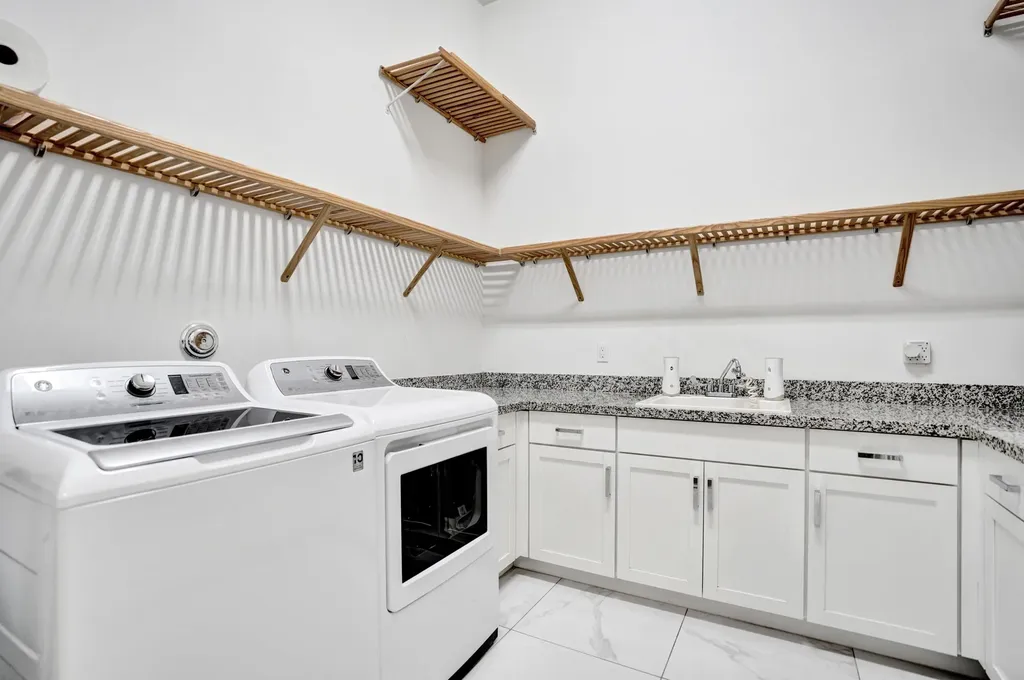 9420 Grand Prix Lane Boynton Beach FL 33472