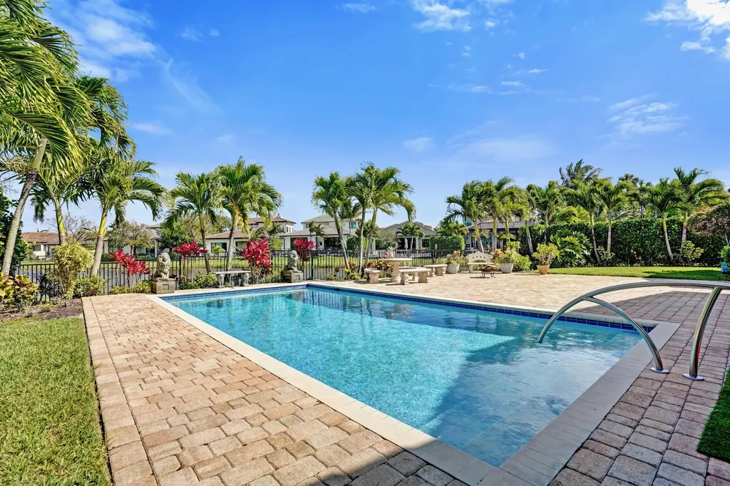 9420 Grand Prix Lane Boynton Beach FL 33472