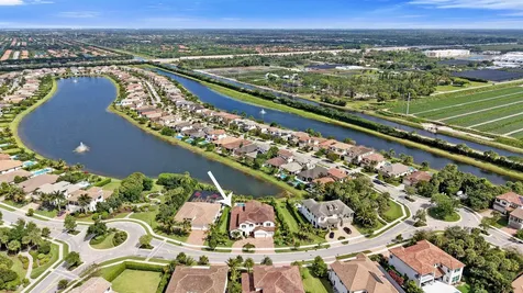 9420 Grand Prix Lane Boynton Beach FL 33472