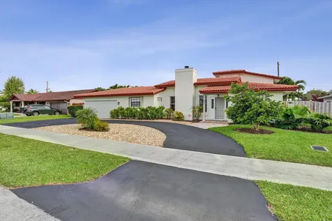 1821 NW 43rd Street Oakland Park FL 33309