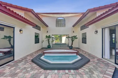 1821 NW 43rd Street Oakland Park FL 33309